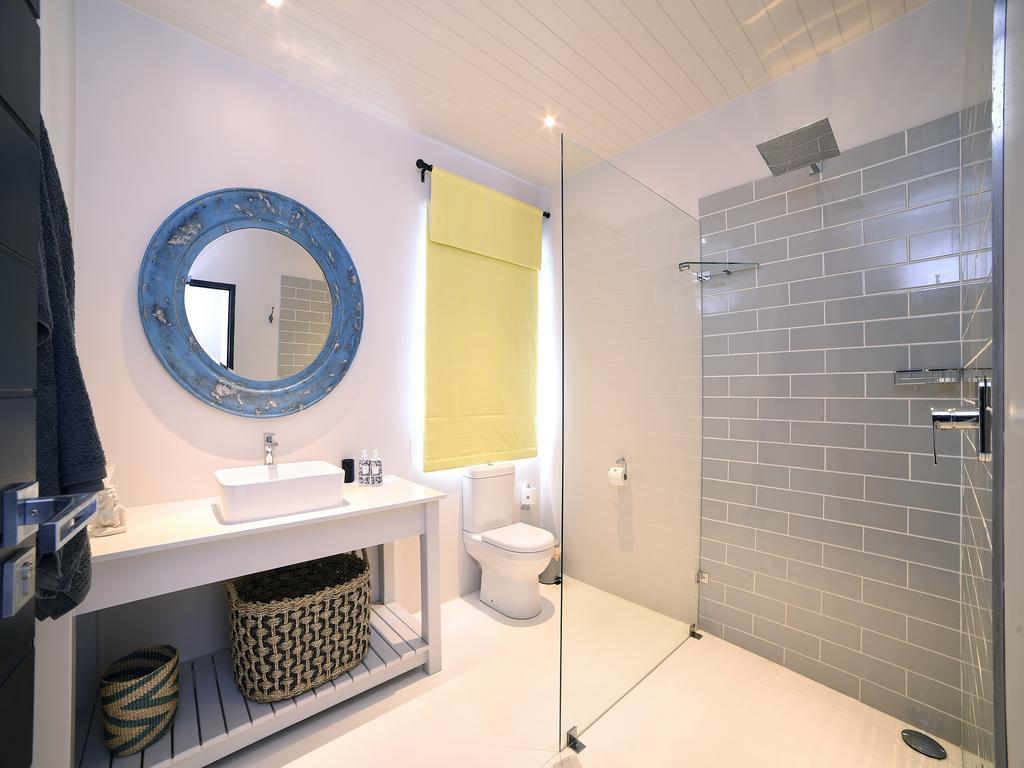 Vila The Boat Shed By The Oyster Collection Kenton on Sea Exteriér fotografie